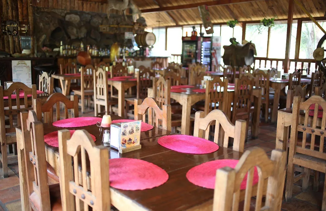 Las Jaras Parque Acuatico Y Spa Temazcal-1